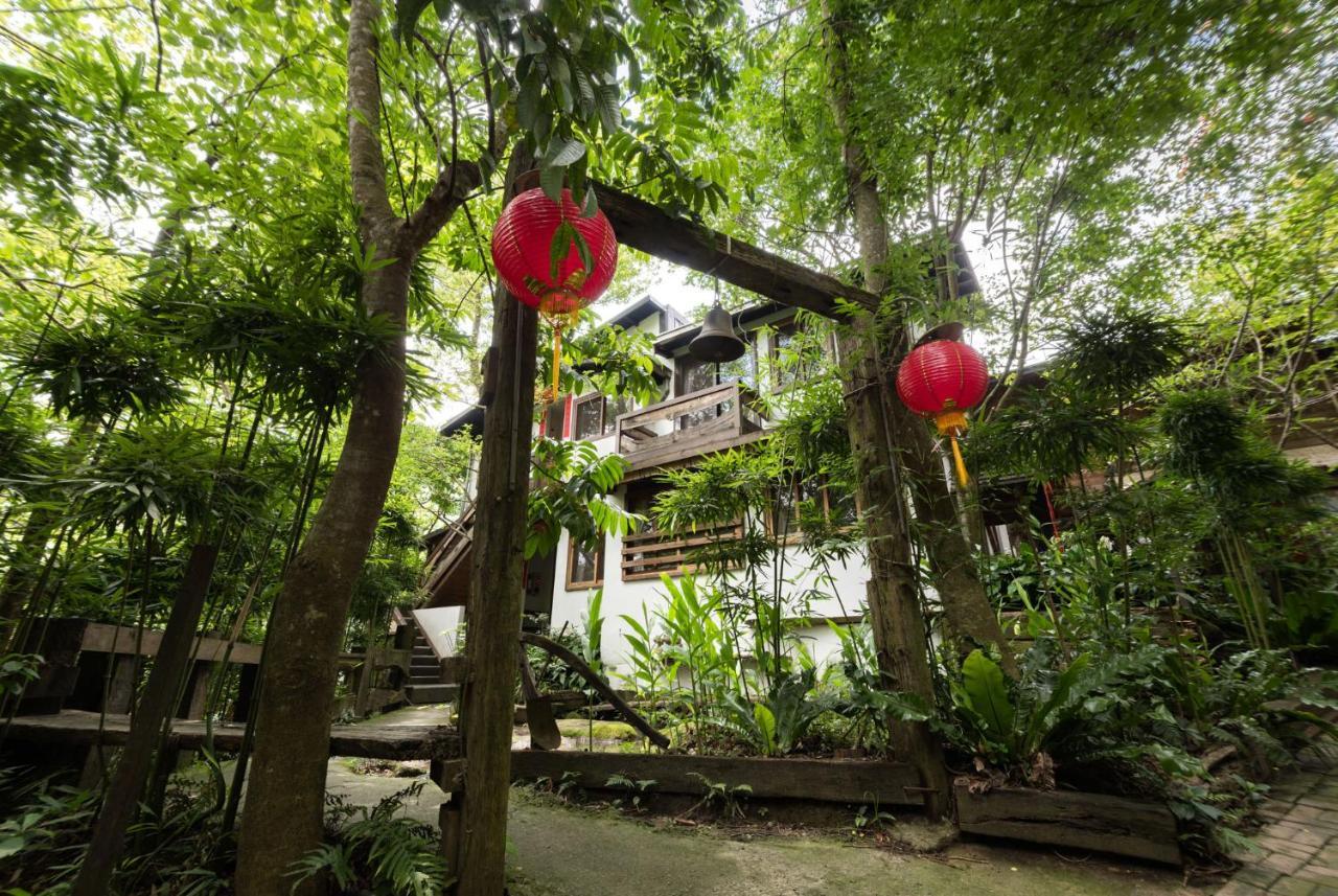 Zhou Ye Cottage Саньи Экстерьер фото